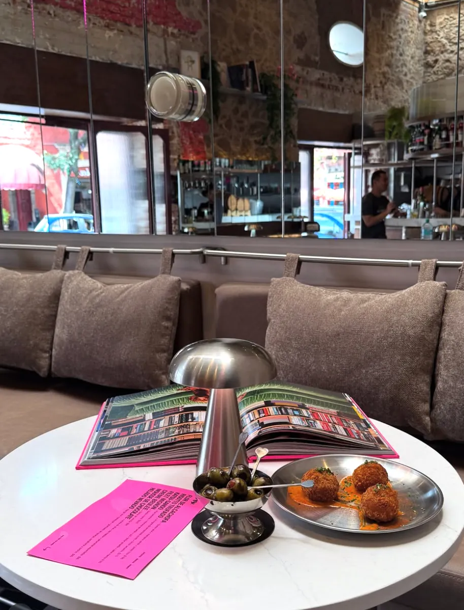 MONO Vermuteria - Image 1