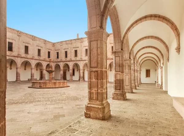 Palacio Clavijero - Image 1