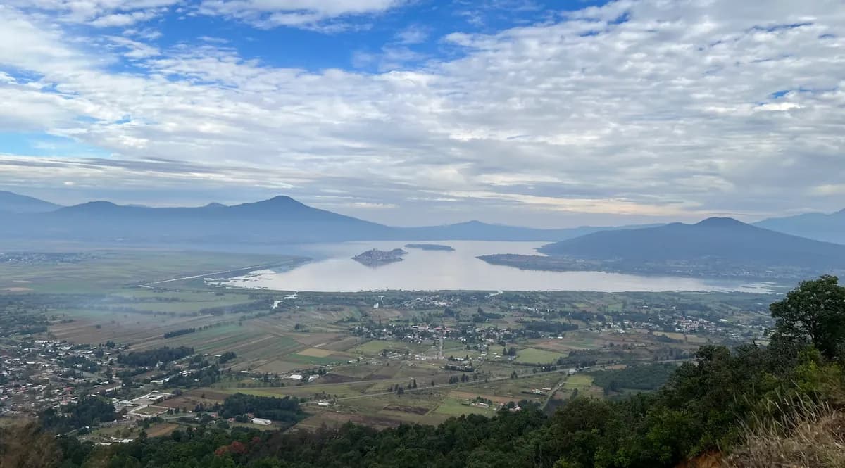 El Estribo Grande - Image 1